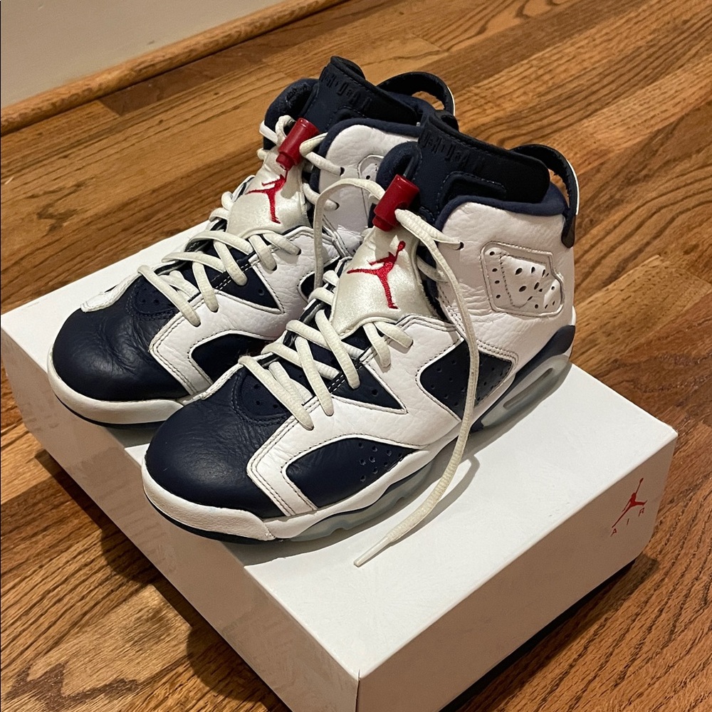 Air Jordan 6 Retro (GS) 5.5 Youth